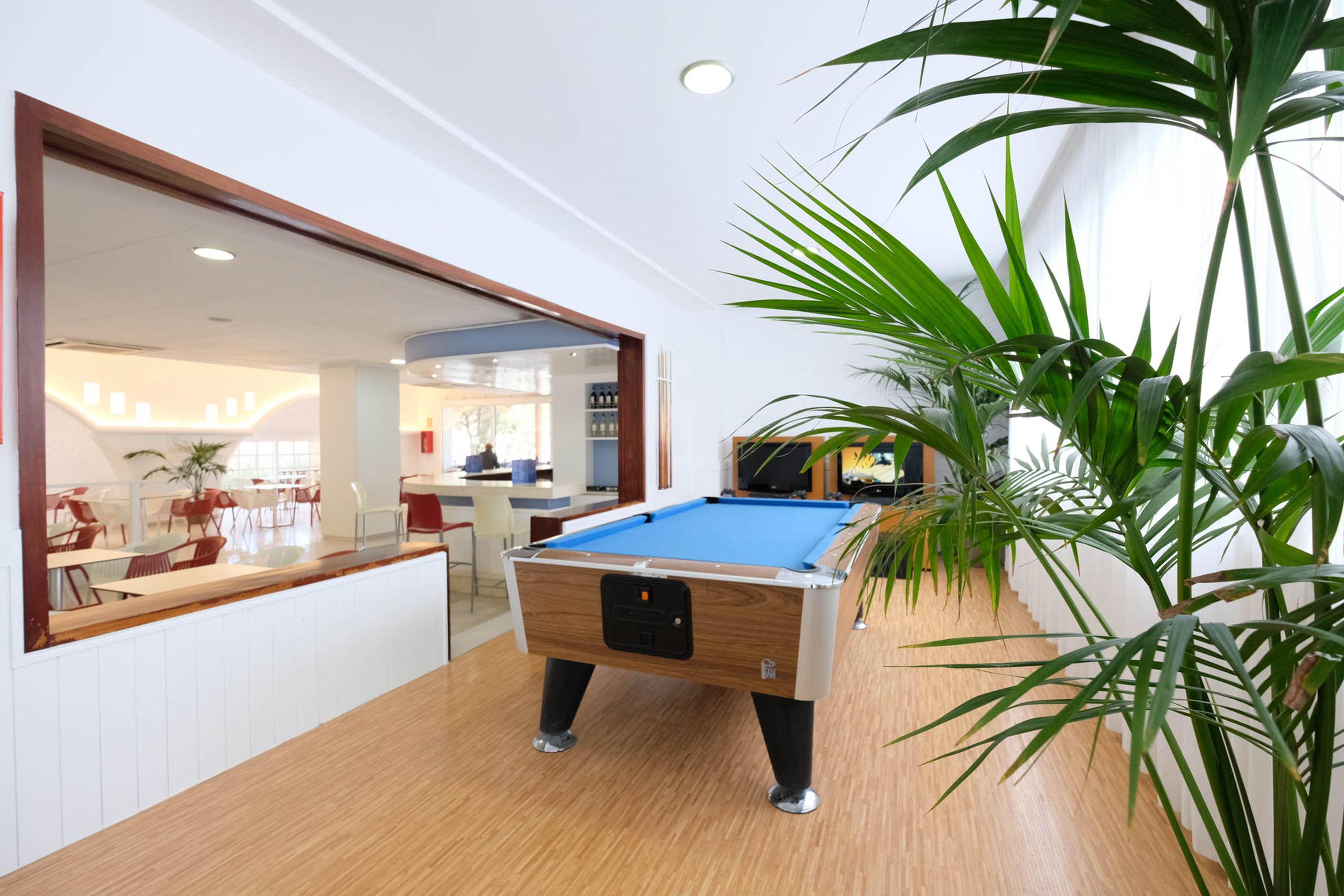 Azuline Hotel Bergantin San Antonio  Ngoại thất bức ảnh